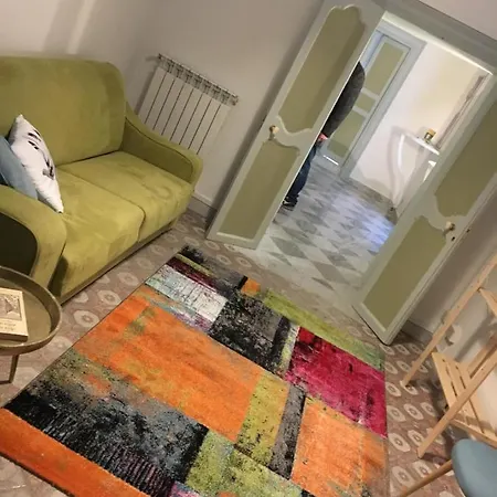 Bed & Breakfast Pal Art & *